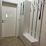Golden Gate Apartment